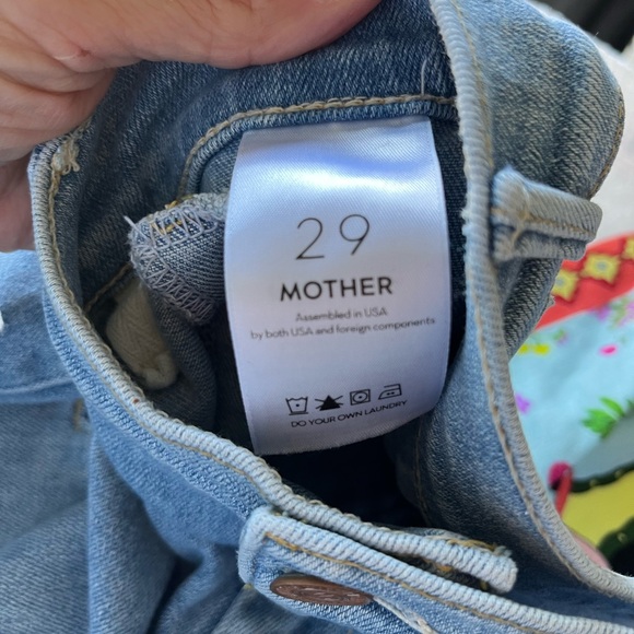 Mother The Drama Jeans in Mapping it Out Wash 29 - Picture 12 of 13